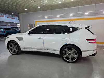 GENESIS GV80 - 4