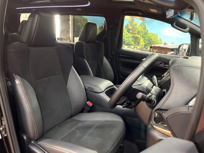 TOYOTA ALPHARD - 8
