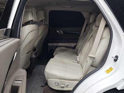 2023 Genesis GV80 thumbnail 12