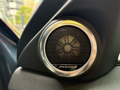 2025 LAND Rover RANGE ROVER EVOQUE — миниатюра 16