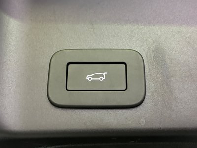 2025 LAND Rover RANGE ROVER EVOQUE — миниатюра 29