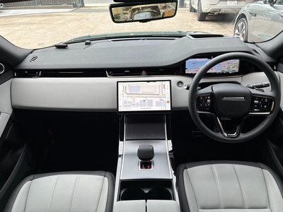 2025 LAND Rover RANGE ROVER EVOQUE — миниатюра 11