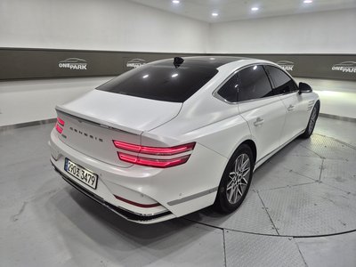GENESIS G80 (RG3) - 3