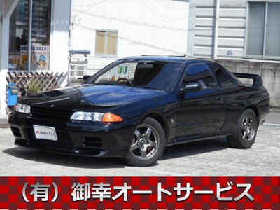 NISSAN SKYLINE GT-R