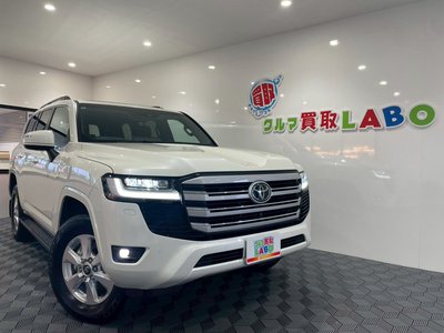 TOYOTA LAND CRUISER 300