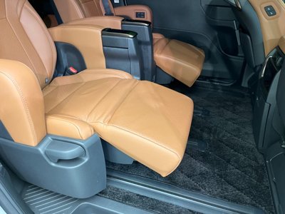 2025 Toyota VELLFIRE — фото 9