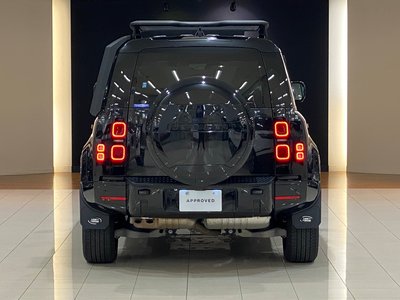 LAND ROVER DEFENDER - 6