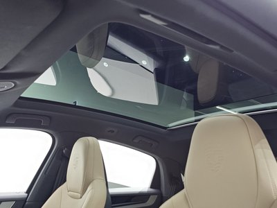 2025 Porsche CAYENNE 缩略图 21