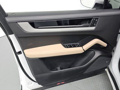 2025 Porsche CAYENNE 缩略图 14