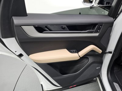 2025 Porsche CAYENNE 缩略图 15