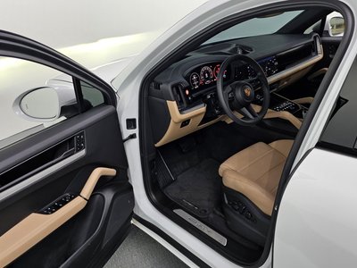 2025 Porsche CAYENNE 缩略图 13