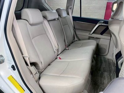 TOYOTA LAND CRUISER PRADO - 10