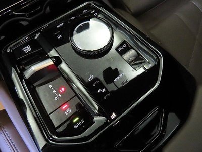 صورة مصغرة 12 لـ 2023 BMW 5 SERIES