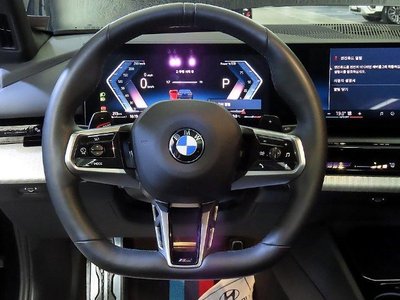 2023 BMW 5 SERIES — фото 8