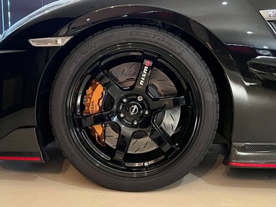 2017 Nissan GT-R 缩略图 38