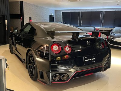 2017 Nissan GT-R 缩略图 4
