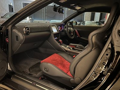 2017 Nissan GT-R 缩略图 11