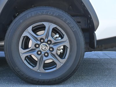 TOYOTA LAND CRUISER 300 - 8