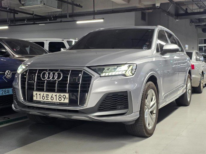 AUDI Q7 - View 1