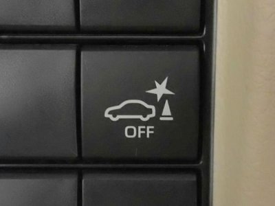 TOYOTA LAND CRUISER PRADO - 10