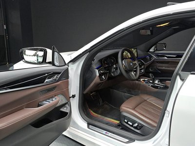 BMW 6 SERIES GT - 10