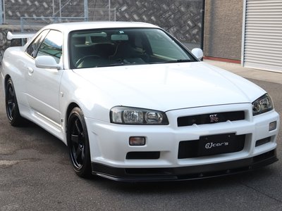 NISSAN SKYLINE GT-R - 1