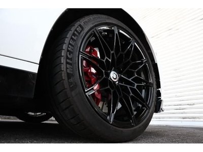 2025 BMW M4 照片 9