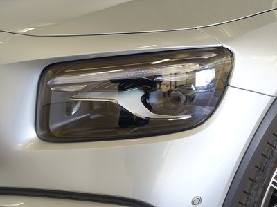 MERCEDES-BENZ GLB - 9