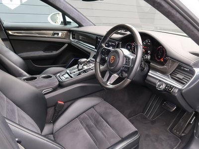 PORSCHE PANAMERA - 6