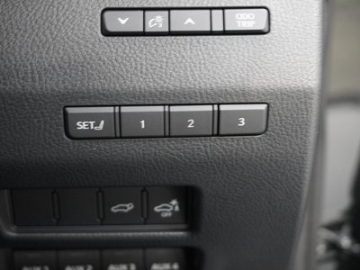 صورة مصغرة 24 لـ 2025 Lexus GX
