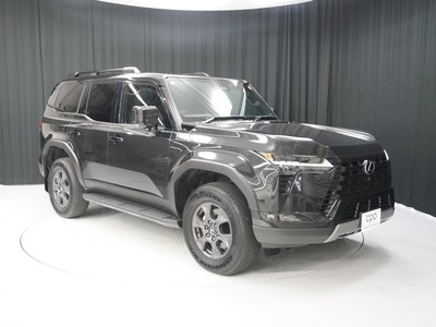2025 Lexus GX photo 7