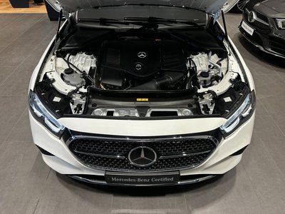 MERCEDES-BENZ E-CLASS - 7