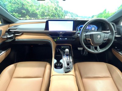 TOYOTA CROWN SPORT - 2
