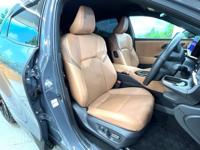 TOYOTA CROWN SPORT - 9