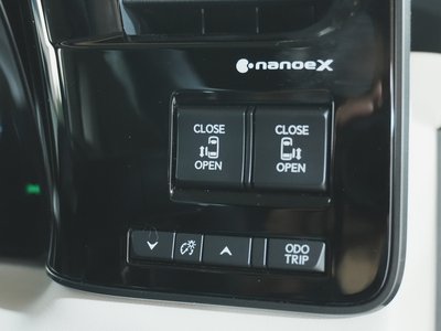 2024 Lexus LM 缩略图 31