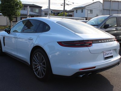 PORSCHE PANAMERA - 6
