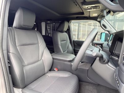 TOYOTA LAND CRUISER 250 - 8