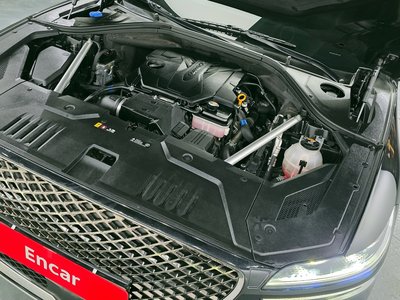 2021 Genesis GV70 photo 7