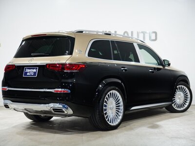 MERCEDES-BENZ GLS MAYBACH 2023 thumbnail 3