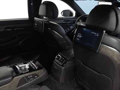 2020 Genesis G90 thumbnail 27