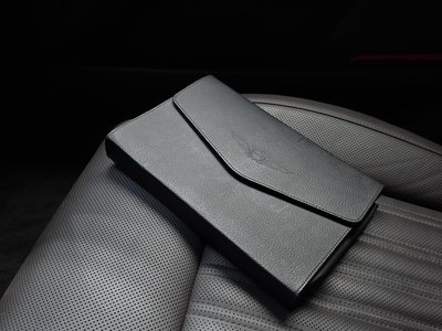 2020 Genesis G90 thumbnail 22