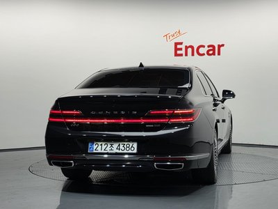2020 Genesis G90 — фото 3