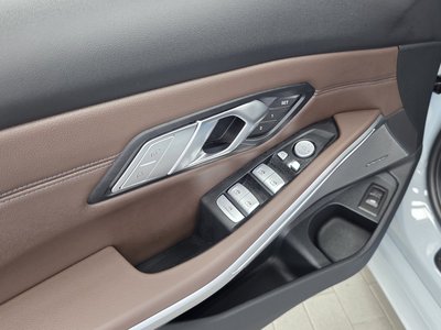 صورة مصغرة 30 لـ 2024 BMW 3 SERIES