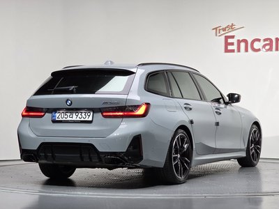 صورة 4 لـ 2024 BMW 3 SERIES