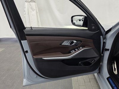 صورة مصغرة 14 لـ 2024 BMW 3 SERIES