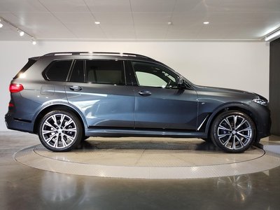BMW X7 - 8