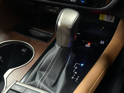 2021 Lexus RX — миниатюра 50