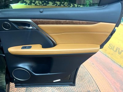 2021 Lexus RX — миниатюра 32