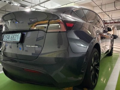 2021 Tesla MODEL Y — фото 2