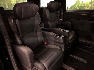 2025 Toyota VELLFIRE photo 9